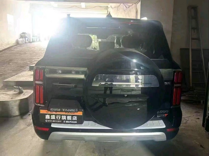 長沙25年長城汽車坦克5