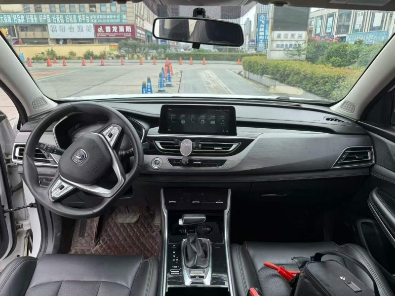 襄陽21年長安汽車CS754