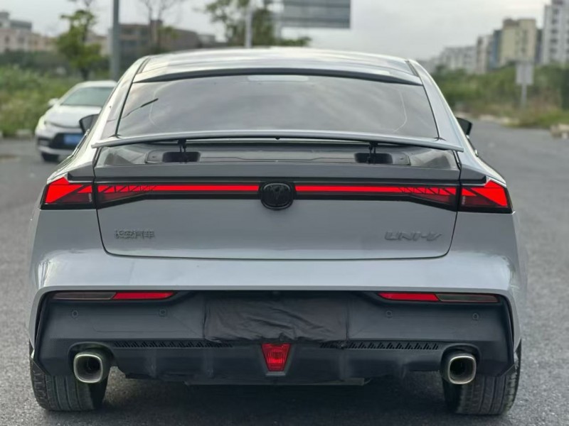 汕頭23年長安汽車UNI9