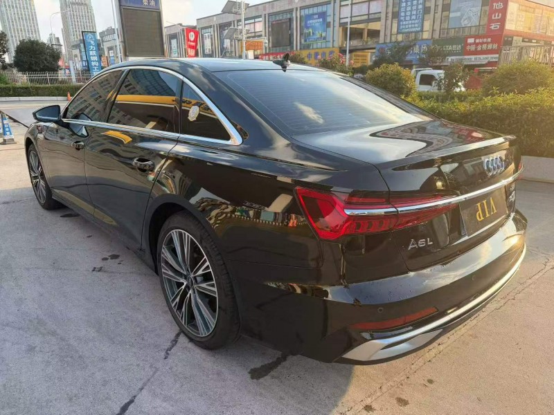 襄陽24年奧迪A6L9