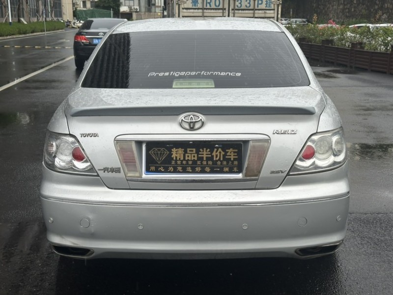 东莞09年丰田锐志9