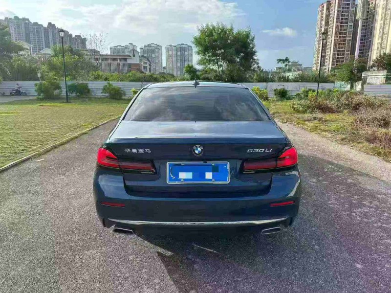 南宁21年宝马5系9