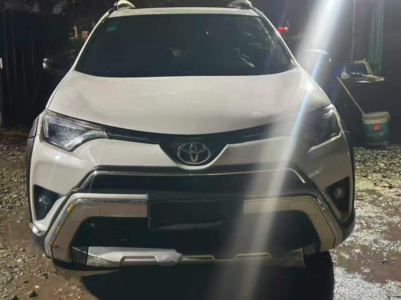 珠海19年豐田RAV4榮放1