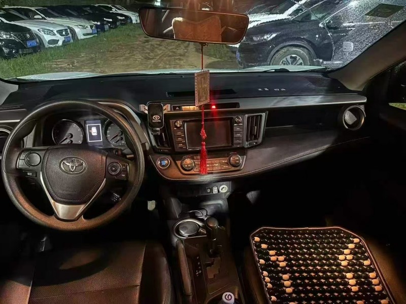 珠海19年豐田RAV4榮放3