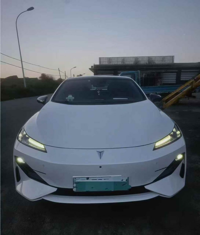 天津24年長安汽車深藍1