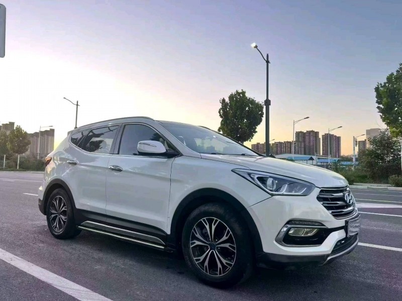 安阳18年现代新胜达3