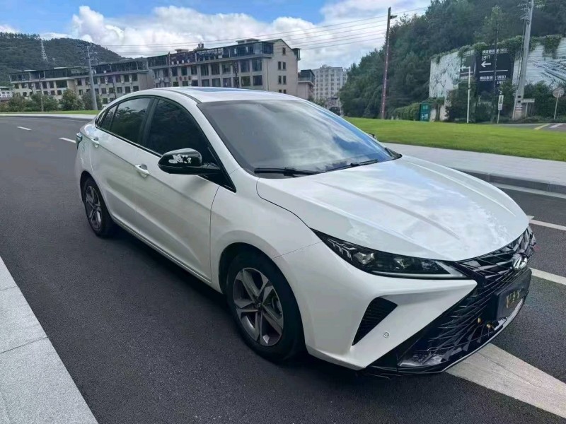 嘉兴24年奇瑞艾瑞泽3