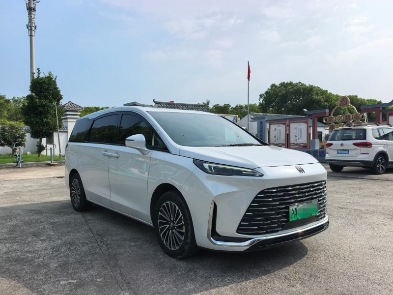 上海25年别克GL86