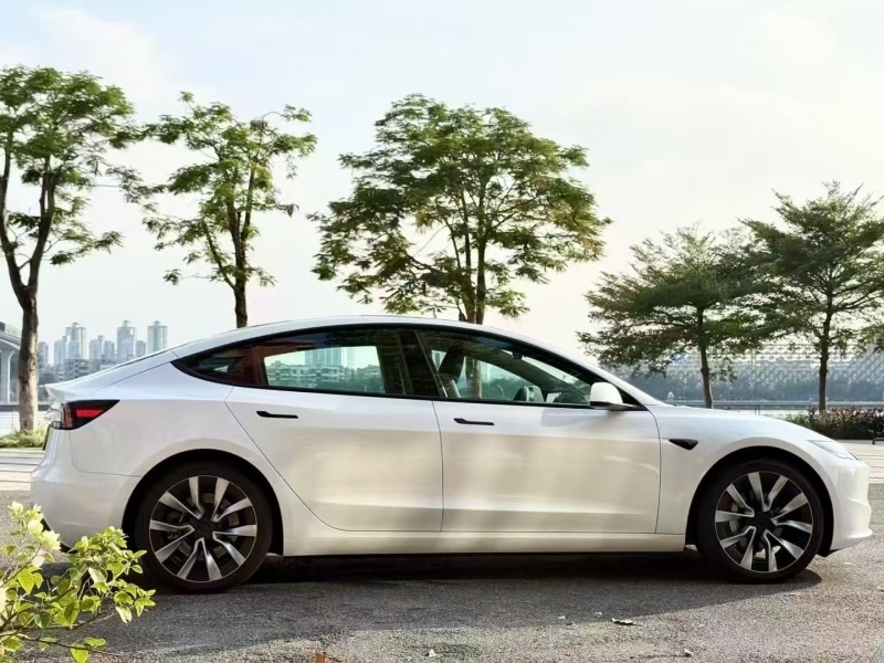 深圳24年特斯拉MODEL 32