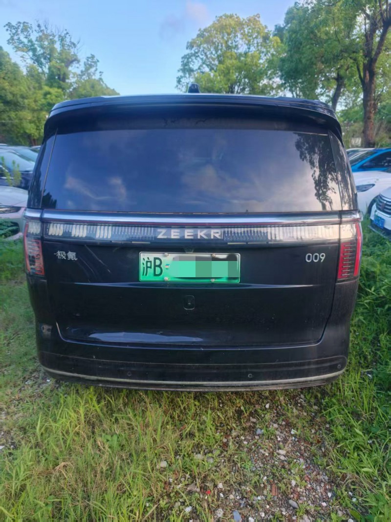 聊城23年極氪汽車0094