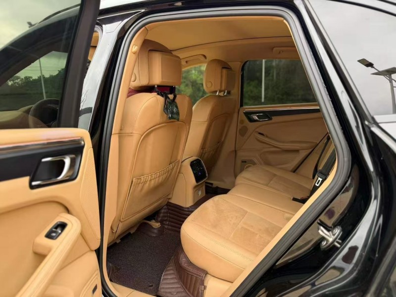 湛江16年保時捷Macan8