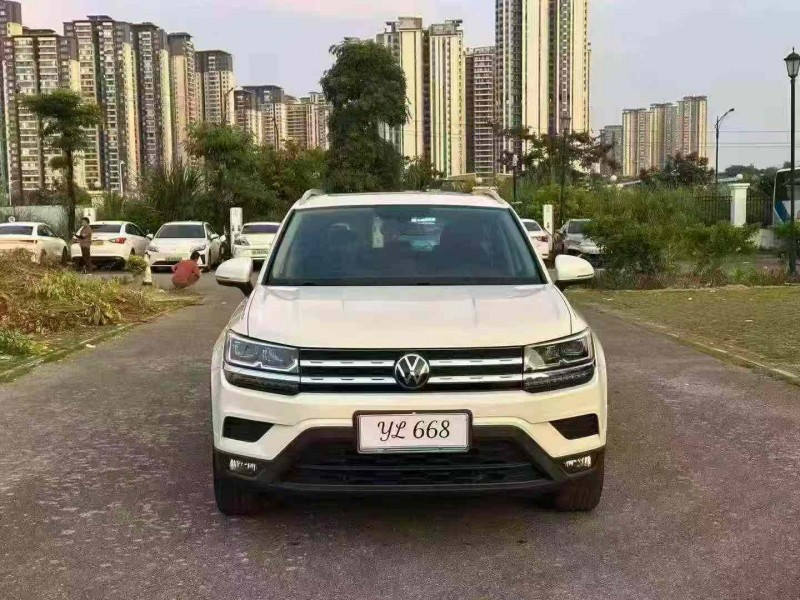 南宁21年大众途岳1