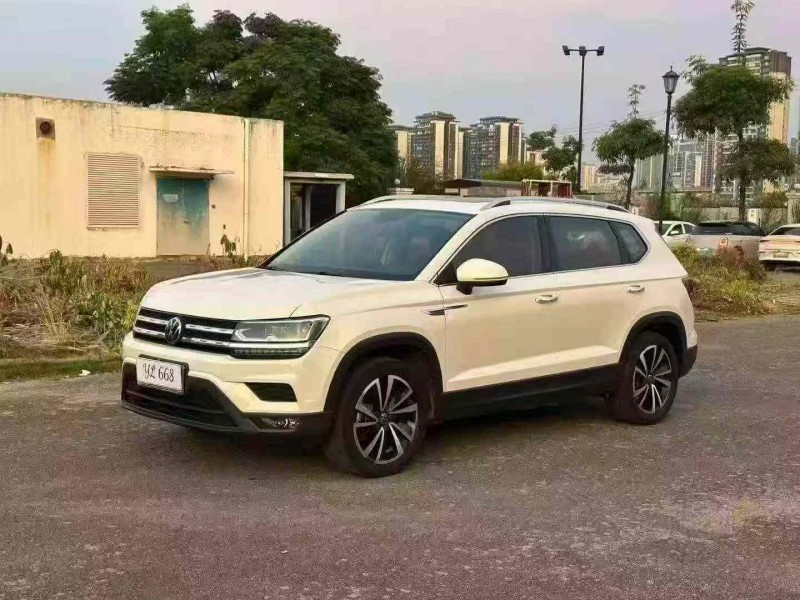 南宁21年大众途岳3
