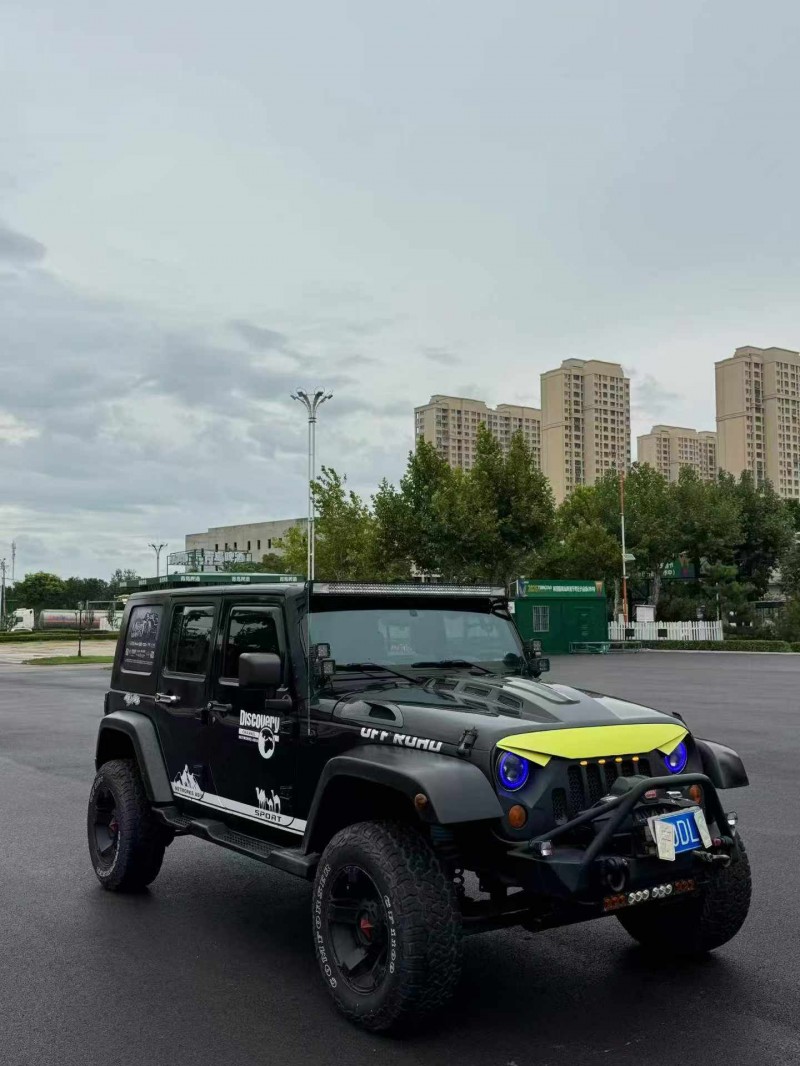 棗莊10年Jeep牧馬人2