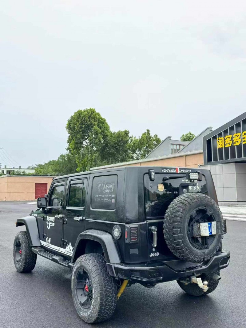 棗莊10年Jeep牧馬人9