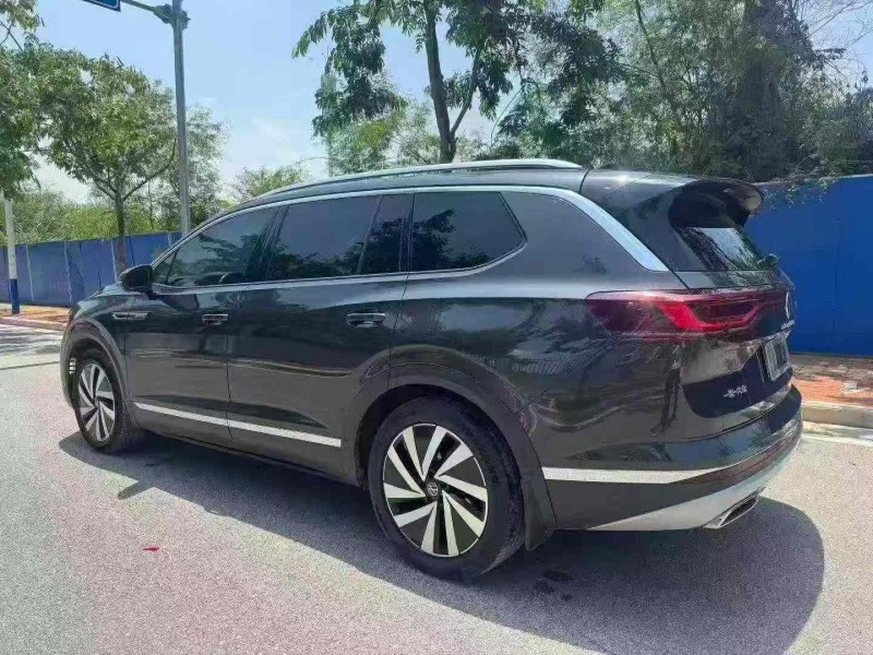 南宁22年大众揽境8