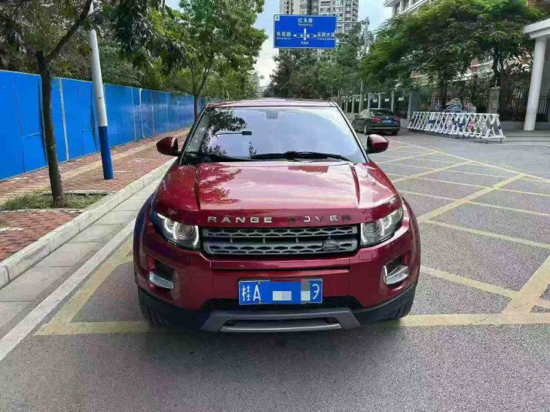 南寧15年路虎極光1