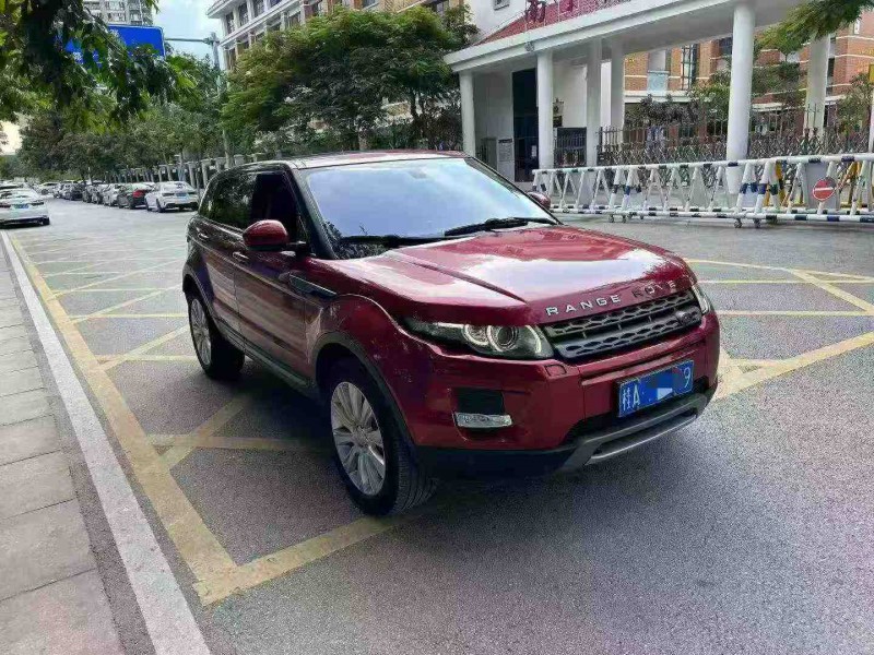 南寧15年路虎極光3