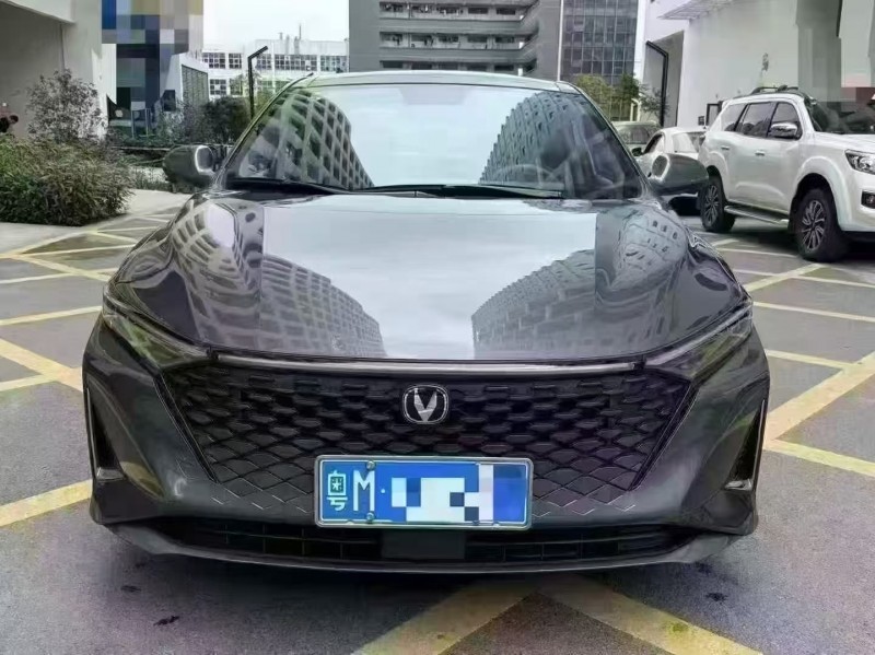 深圳24年長安汽車睿騁1