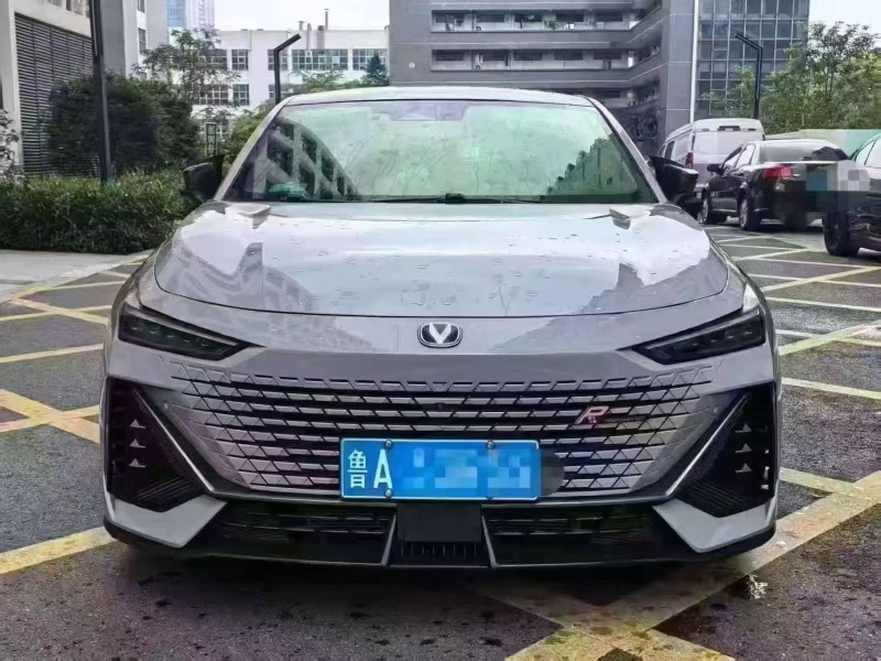 深圳23年長安汽車UNI1
