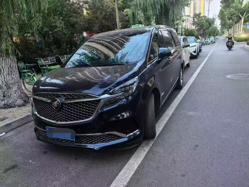 潍坊22年别克GL82