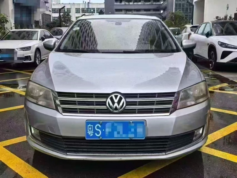 深圳14年大众朗行1