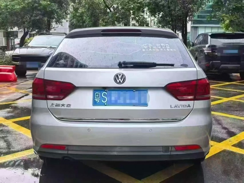 深圳14年大众朗行9