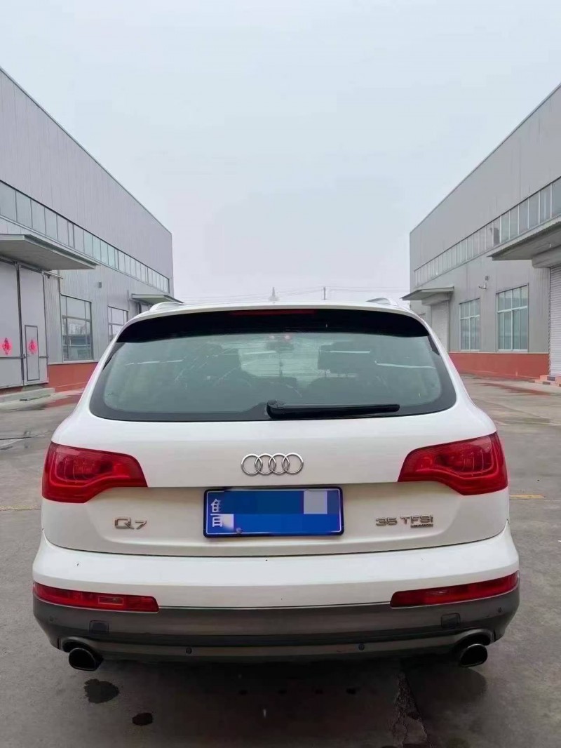 东营14年奥迪Q79