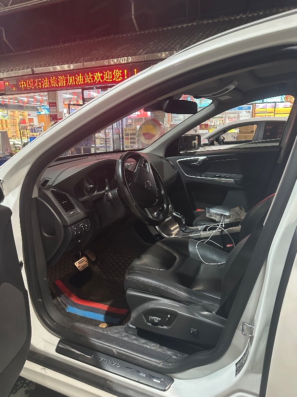 重慶17年沃爾沃XC606