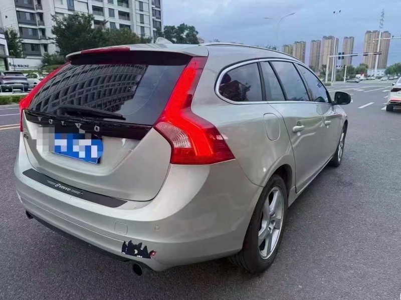 東營17年沃爾沃V607