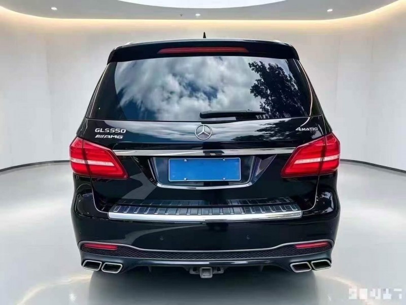 東營17年奔馳GLS9