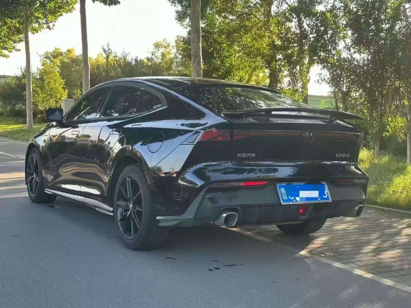 棗莊22年長安汽車UNI8