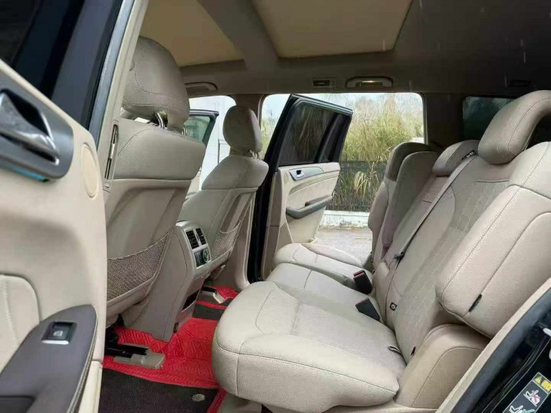北海15年奔馳GLS4