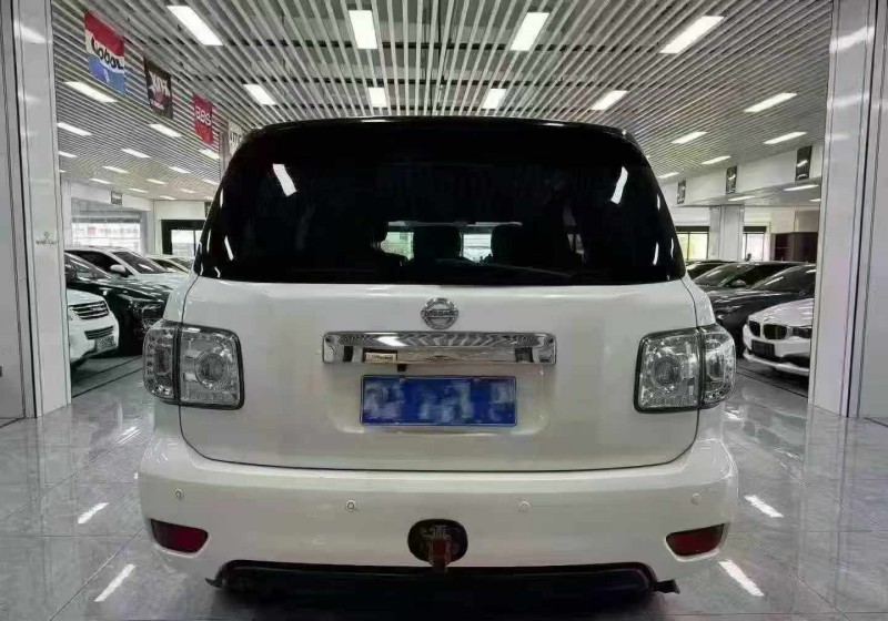 荊門17年日產途樂9