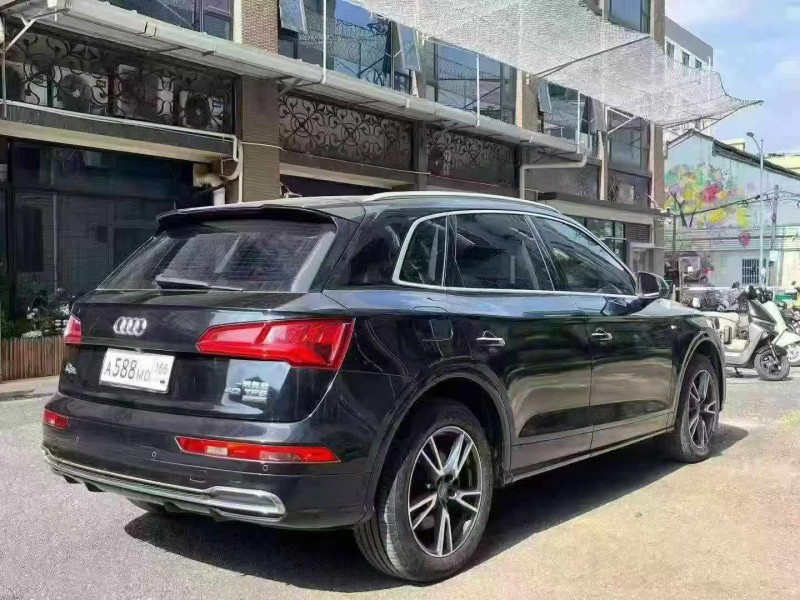 江门20年奥迪Q57