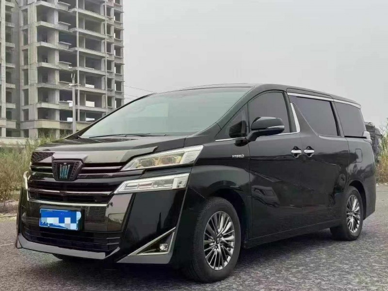 防城港22年豐田埃爾法2