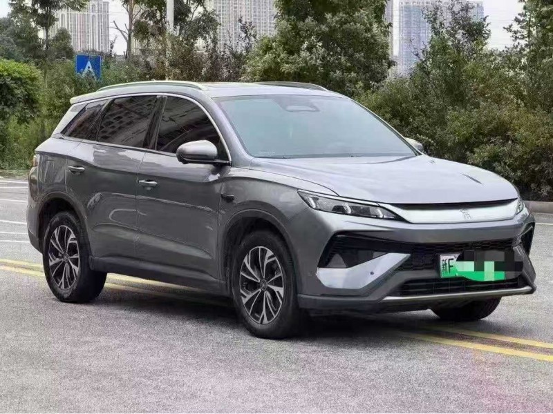 岳陽25年比亞迪宋3