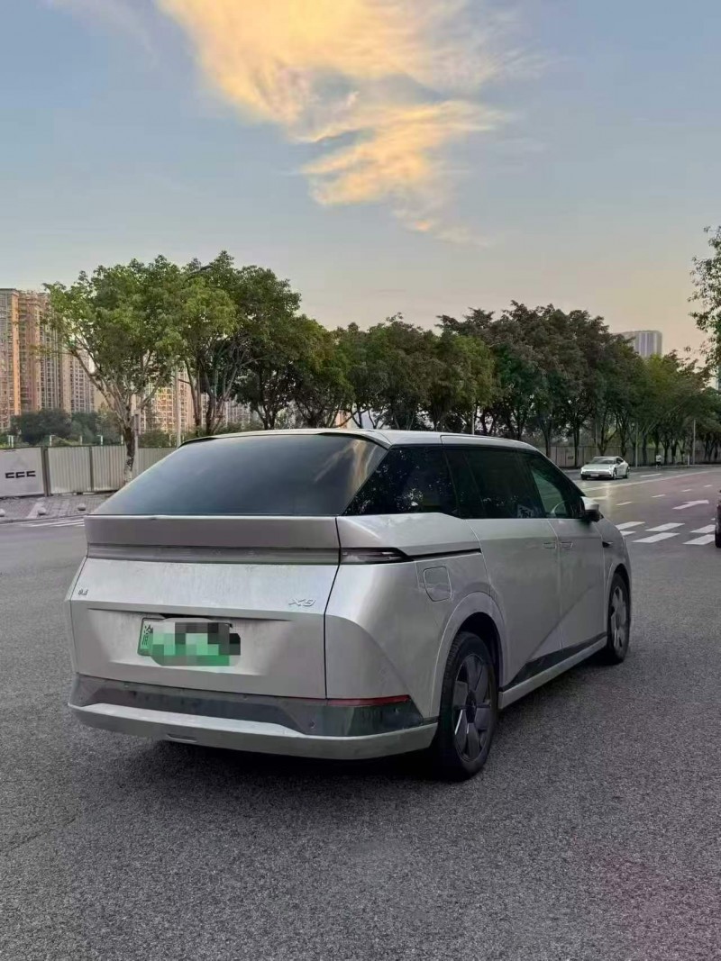 重庆24年小鹏汽车X98