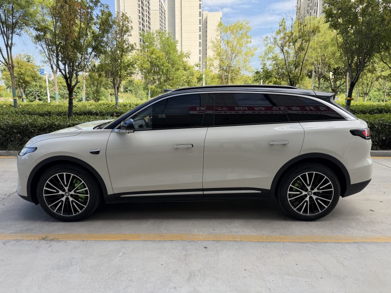 濟寧26年零跑汽車C115