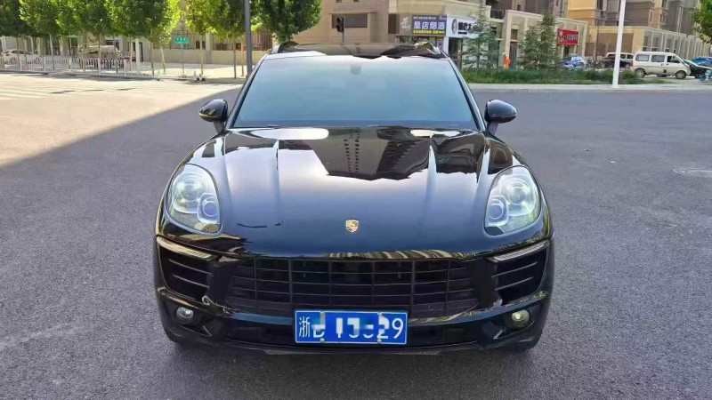 邯鄲15年保時捷Macan1