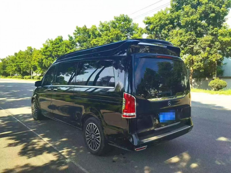 苏州19年奔驰V8