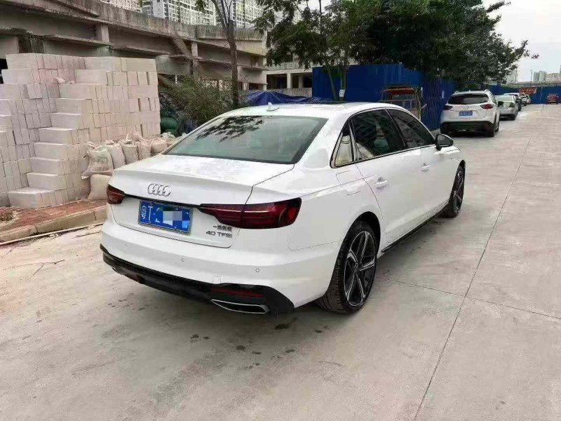 南寧25年奧迪A4L8