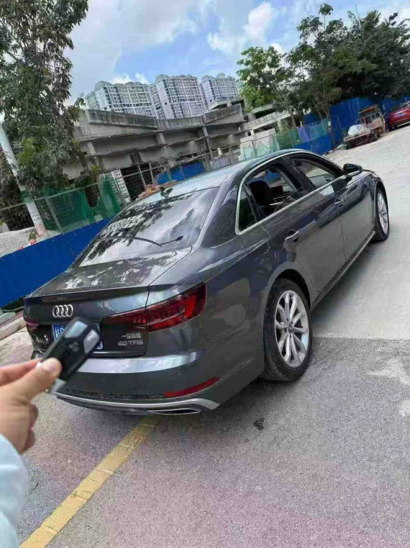 南寧20年奧迪A4L8