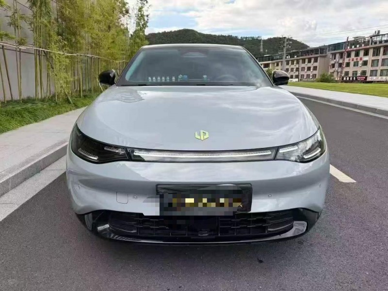 嘉興25年零跑汽車C111