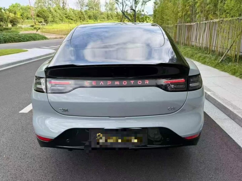 嘉興25年零跑汽車C119