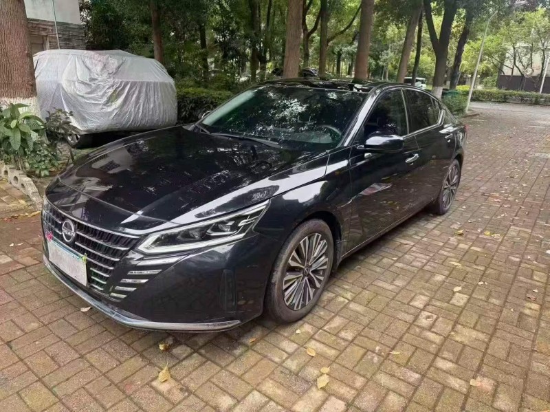 鄂州23年日產天籟2