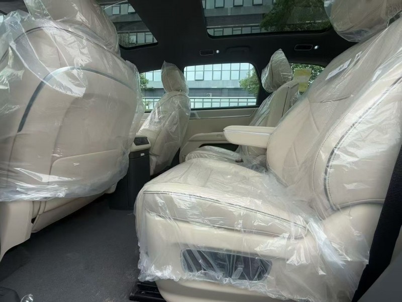 東莞26年五菱汽車華鏡s7