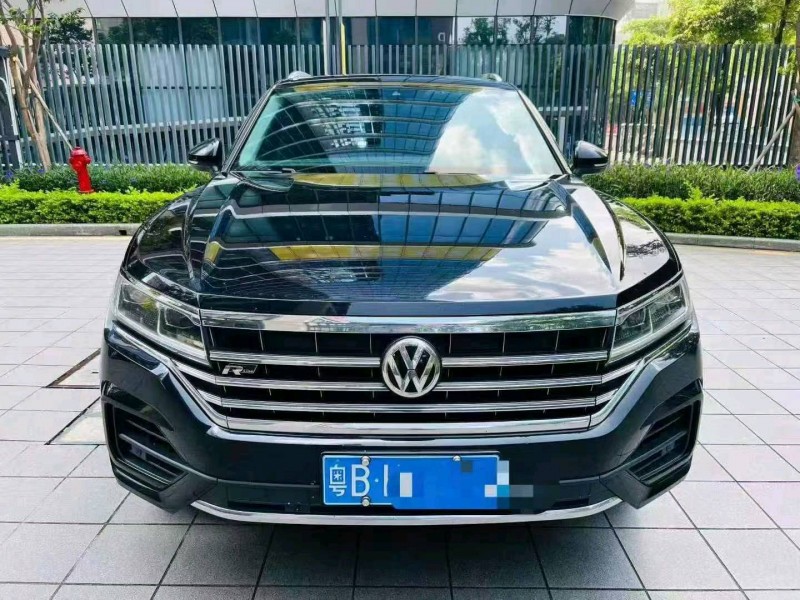 广州19年大众途锐1
