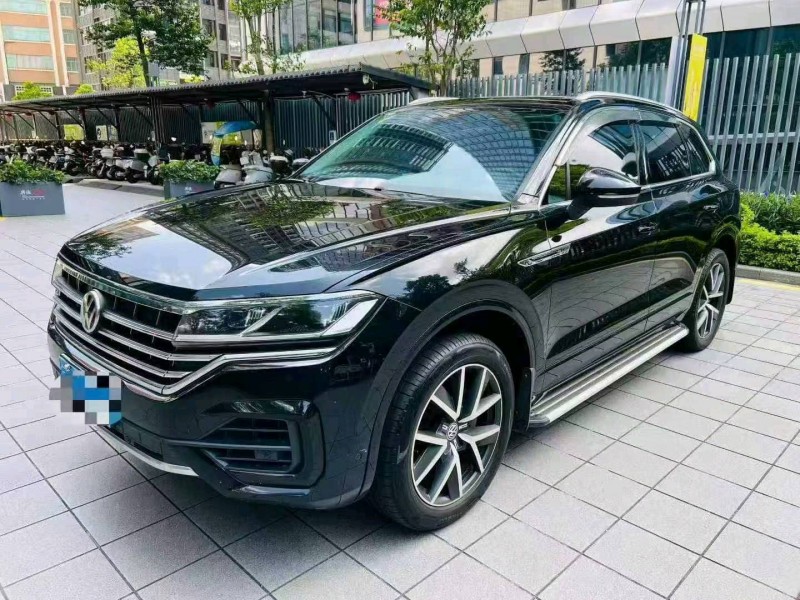广州19年大众途锐2