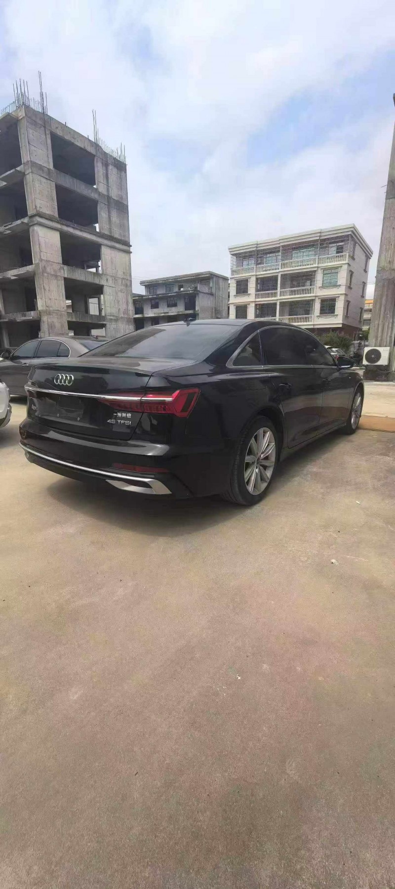北海23年奧迪A6L8